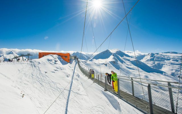 Hangbrug Skigastein