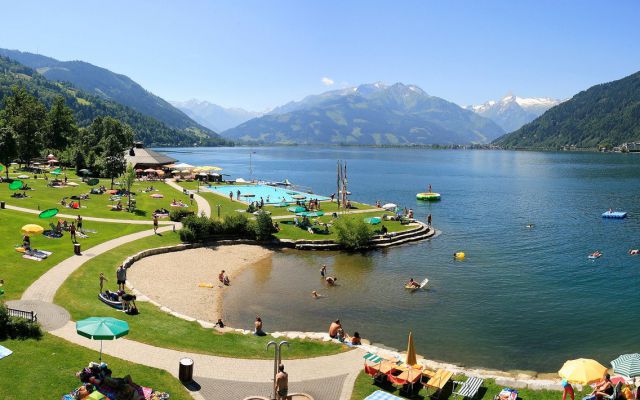 Strand bij de zellersee